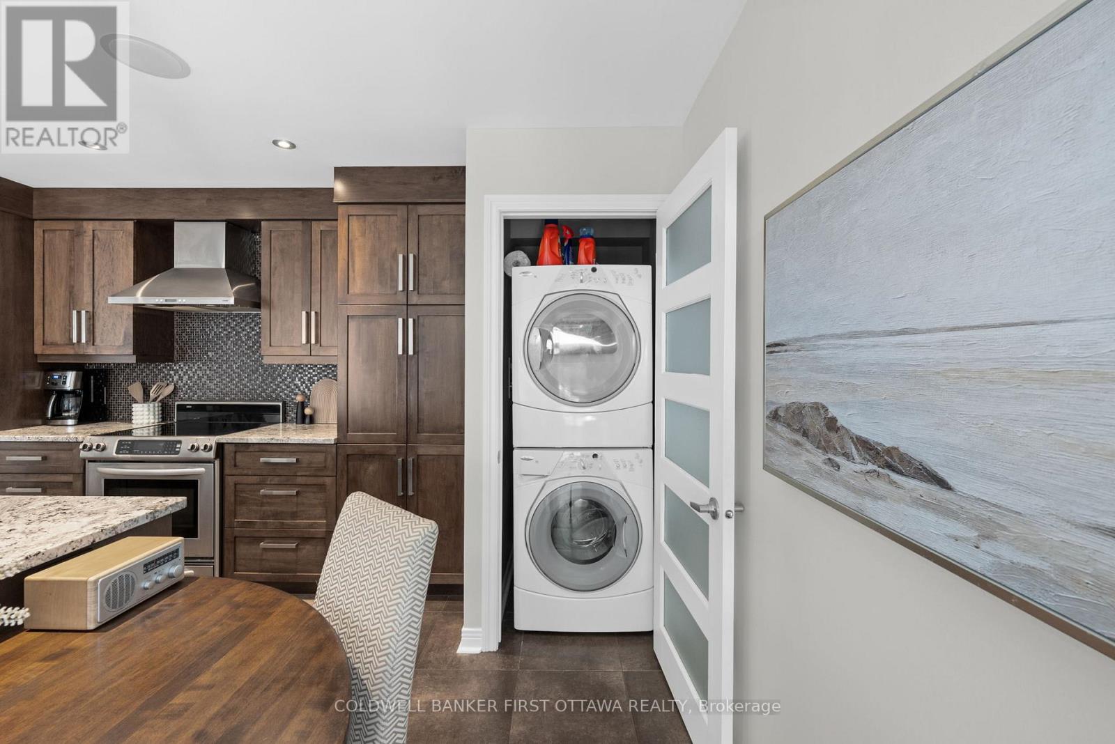 30 CASTLETHORPE CRESCENT - 15