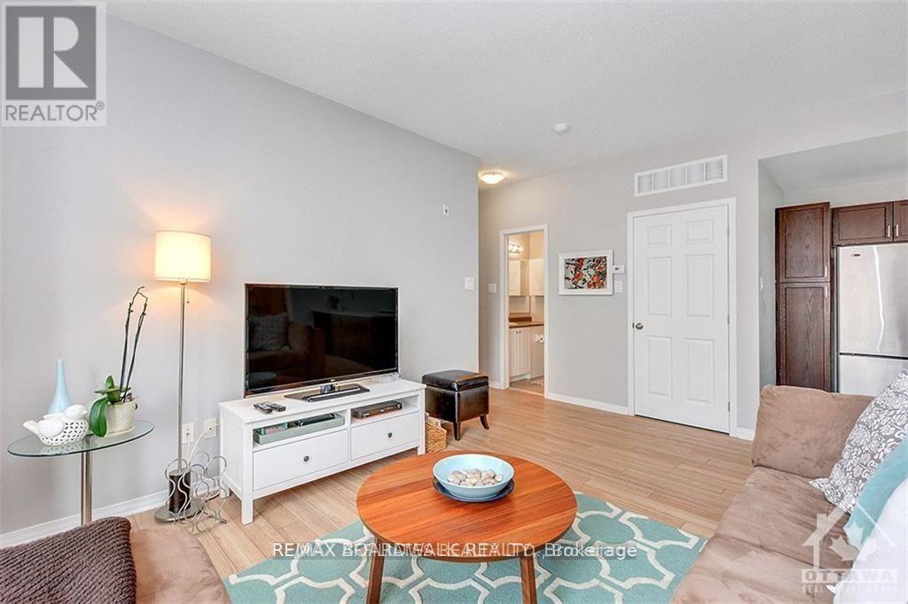 2 Bed, 2 Bath House for Rent in Ottawa – F – 300 MEILLEUR PRIVATE, Ottawa – MLS# X13232890 - Image 7