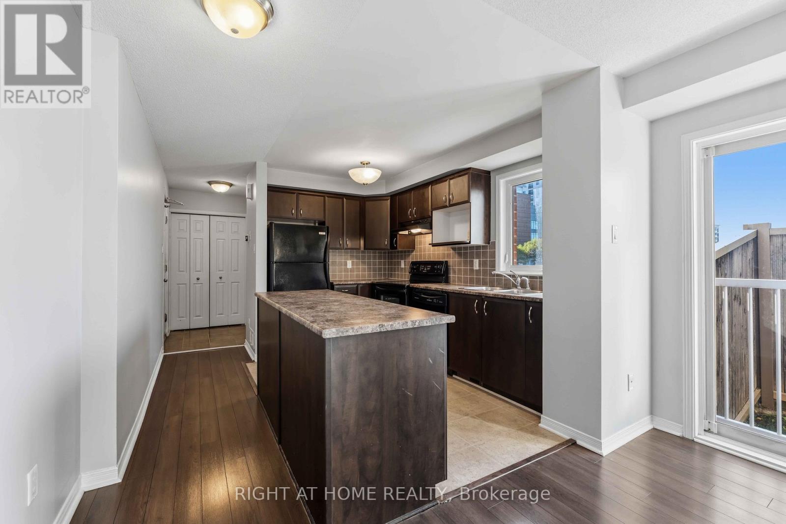 227 KELTIE PRIVATE - 12