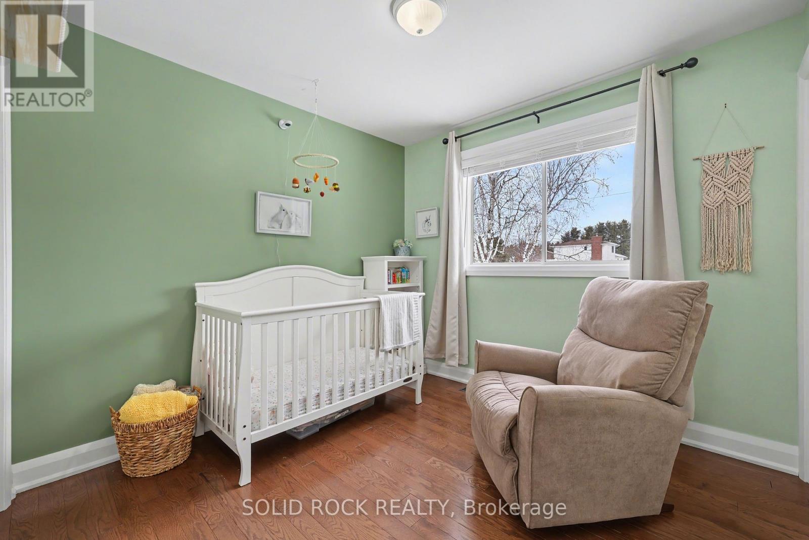 113 GOODWOOD CRESCENT - 16