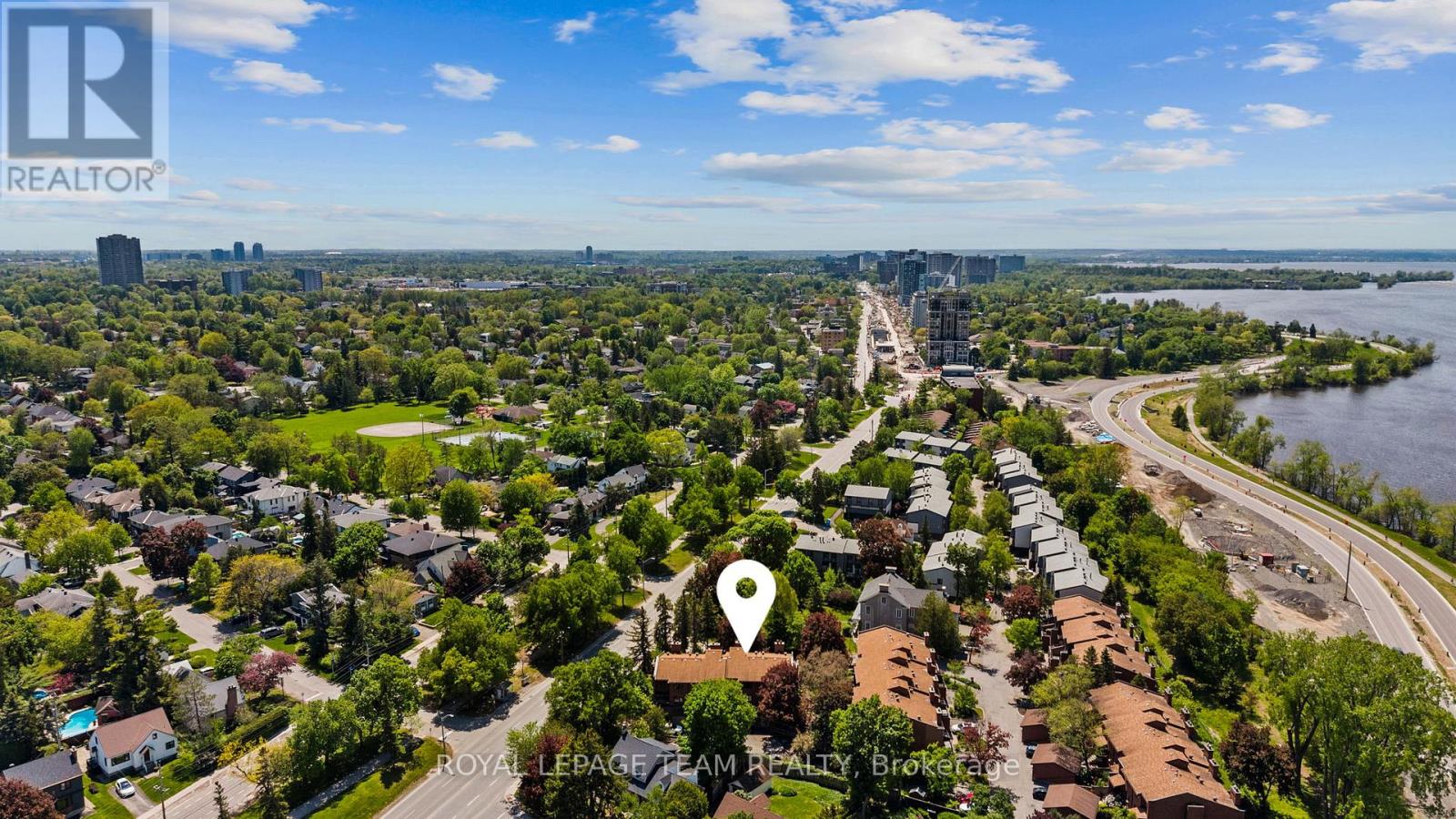 #6 625 RICHMOND ROAD - 32