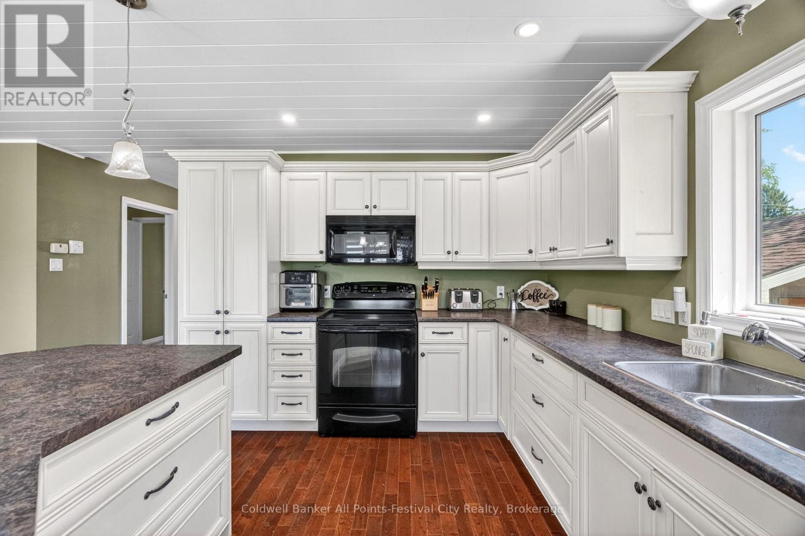 438 ROSS STREET - 20