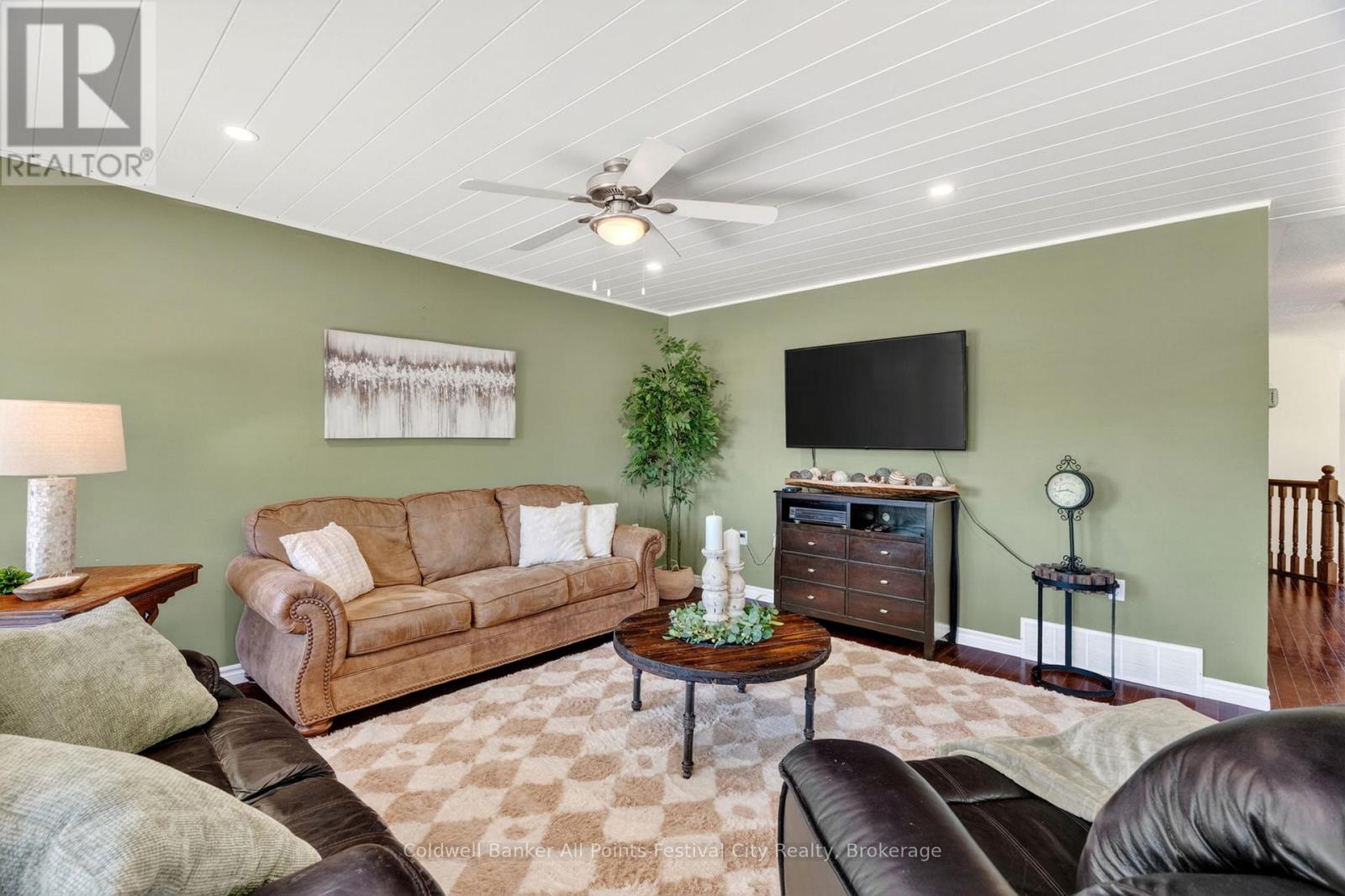 438 ROSS STREET - 23