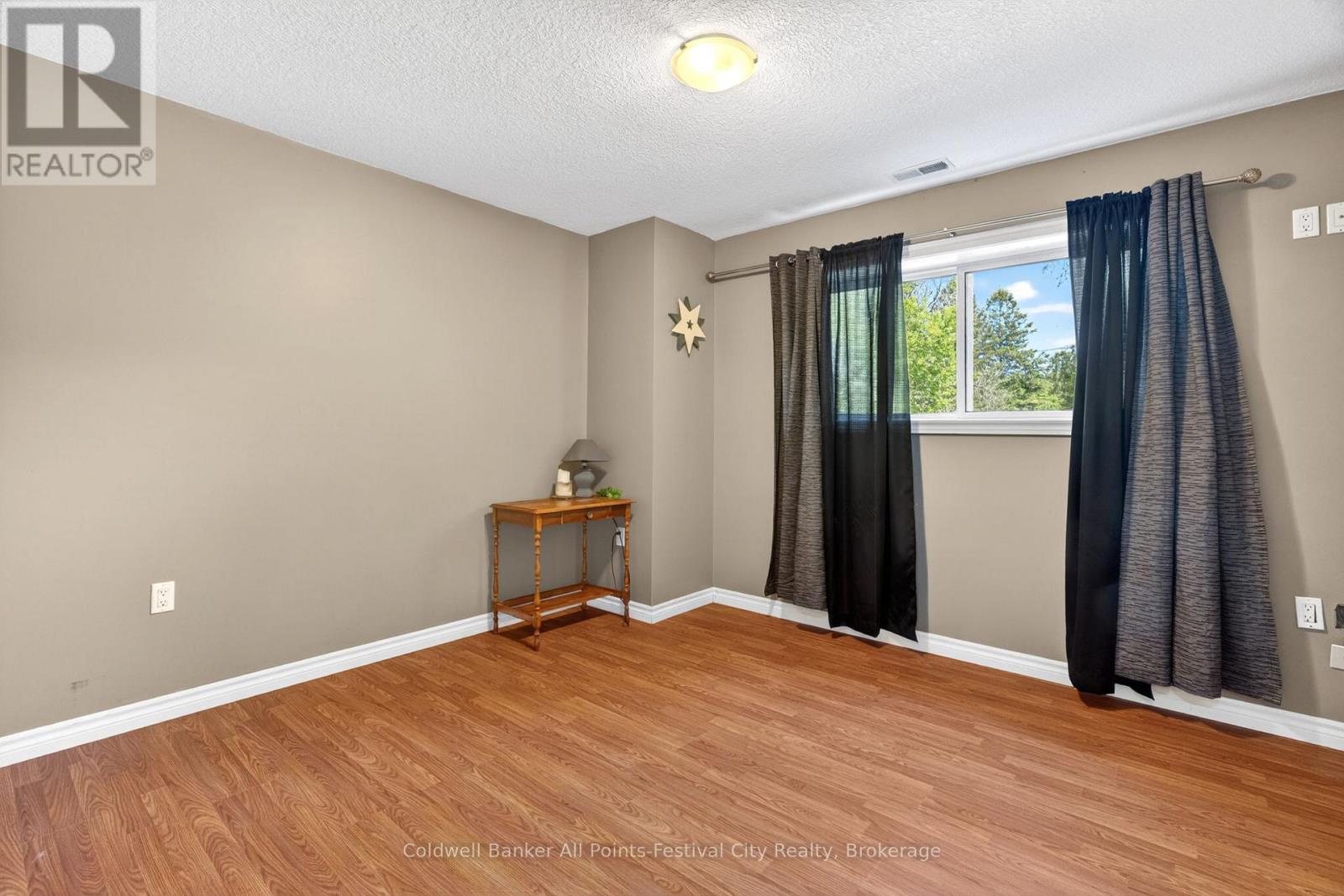 438 ROSS STREET - 26