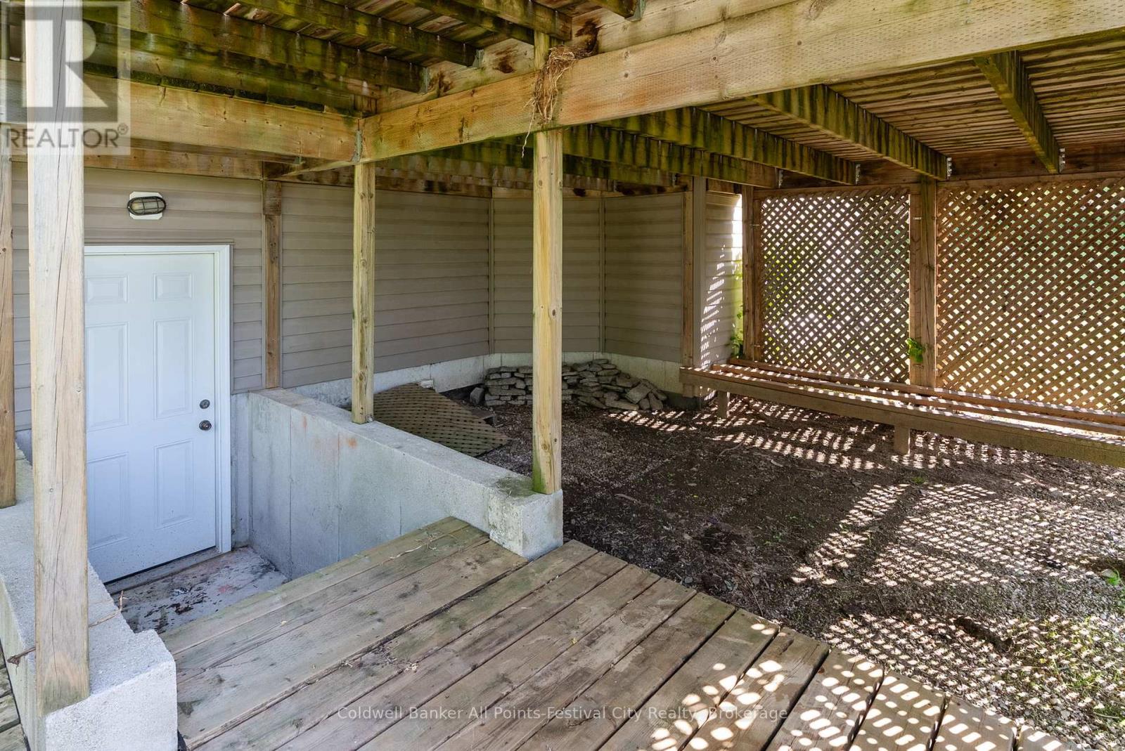 438 ROSS STREET - 39