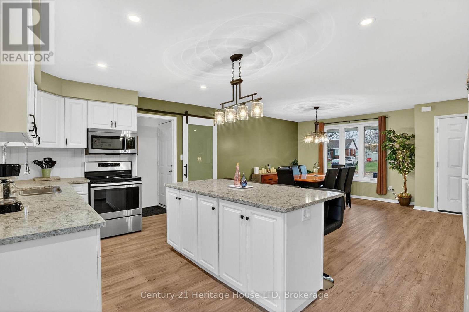 3742 BLACK CREEK ROAD - 11