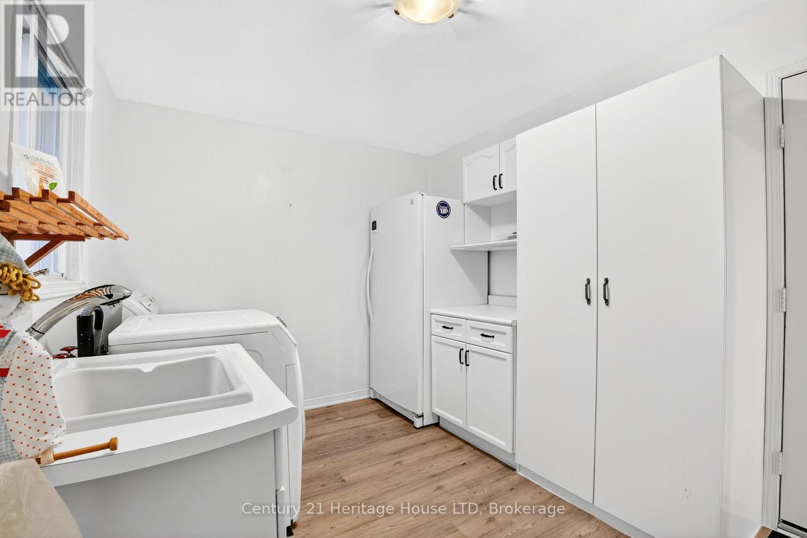 3742 BLACK CREEK ROAD - 17