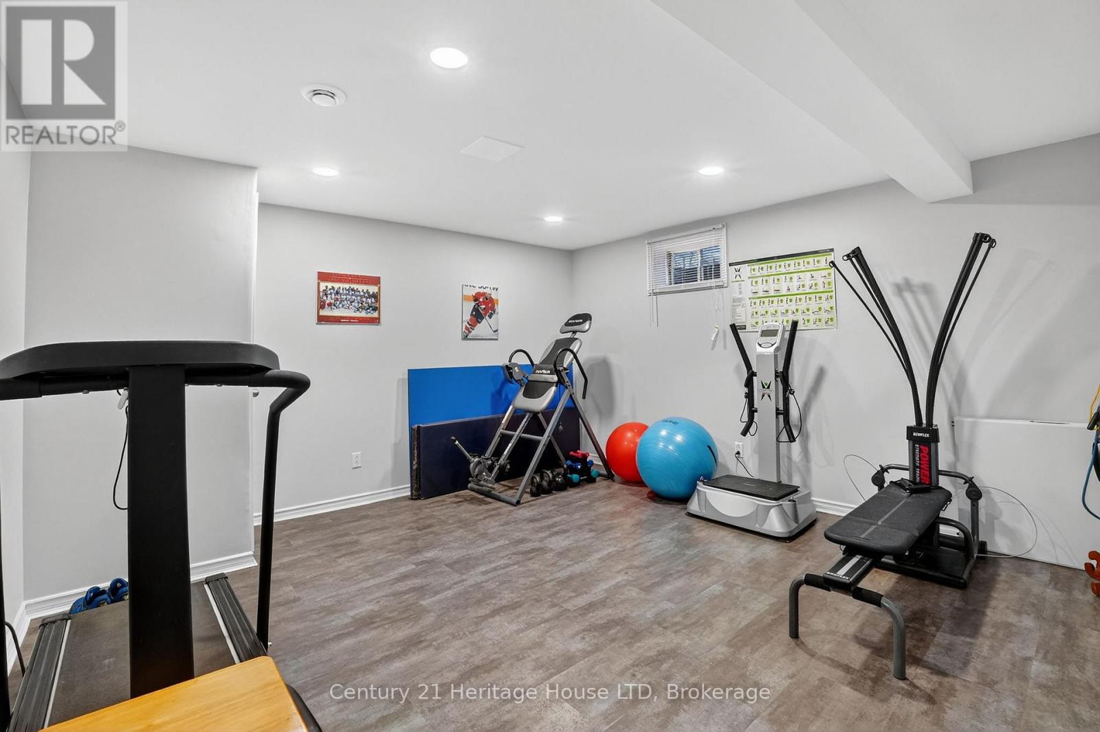 3742 BLACK CREEK ROAD - 33