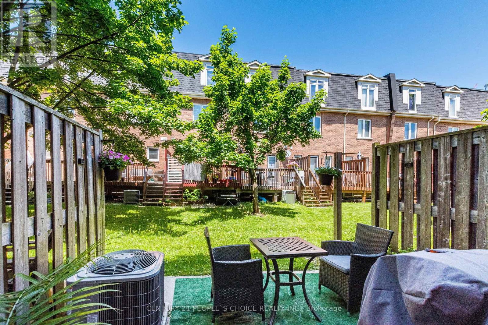 #29 435 HENSALL CIRCLE - 47