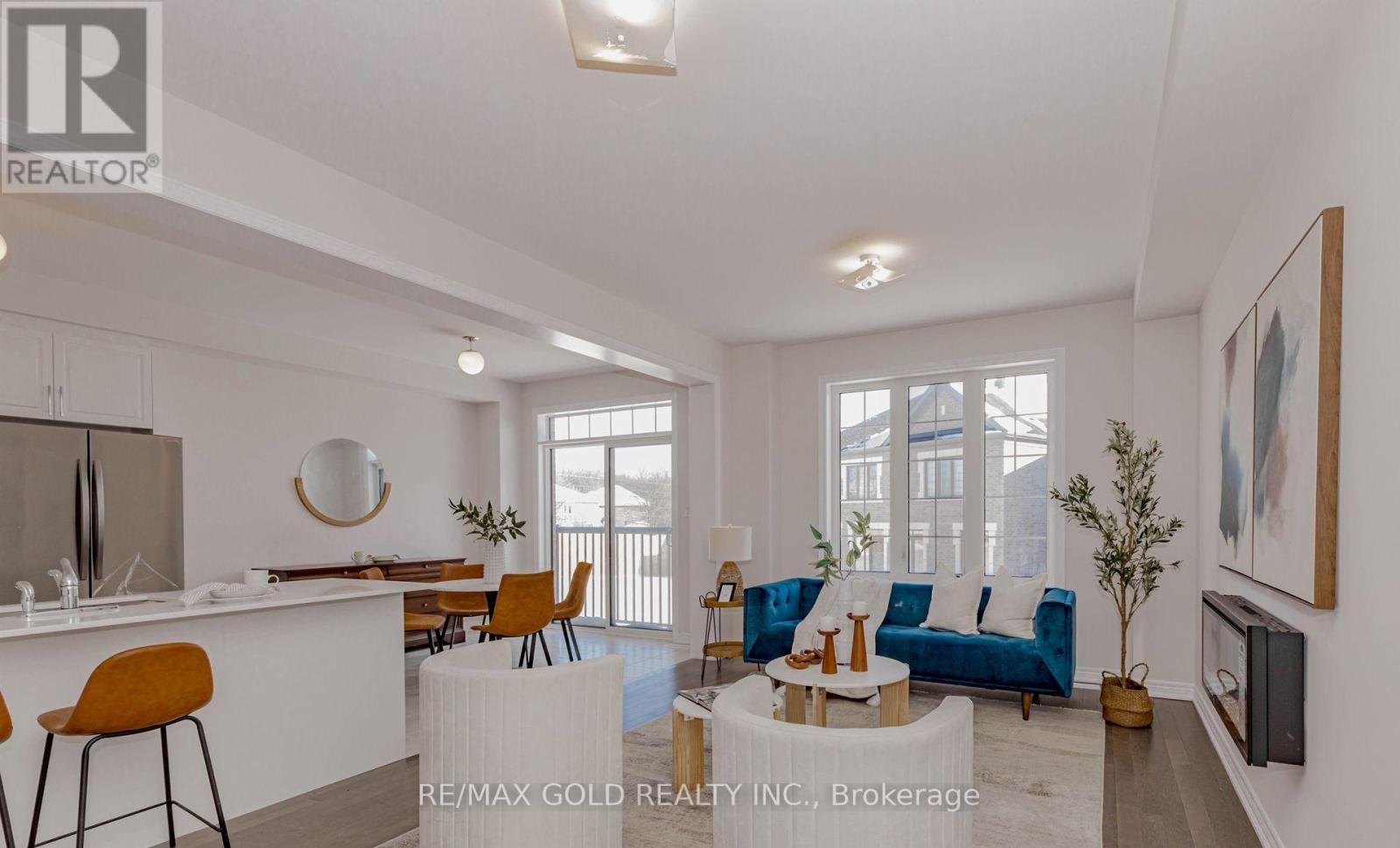25 SAPWOOD CRESCENT - 10