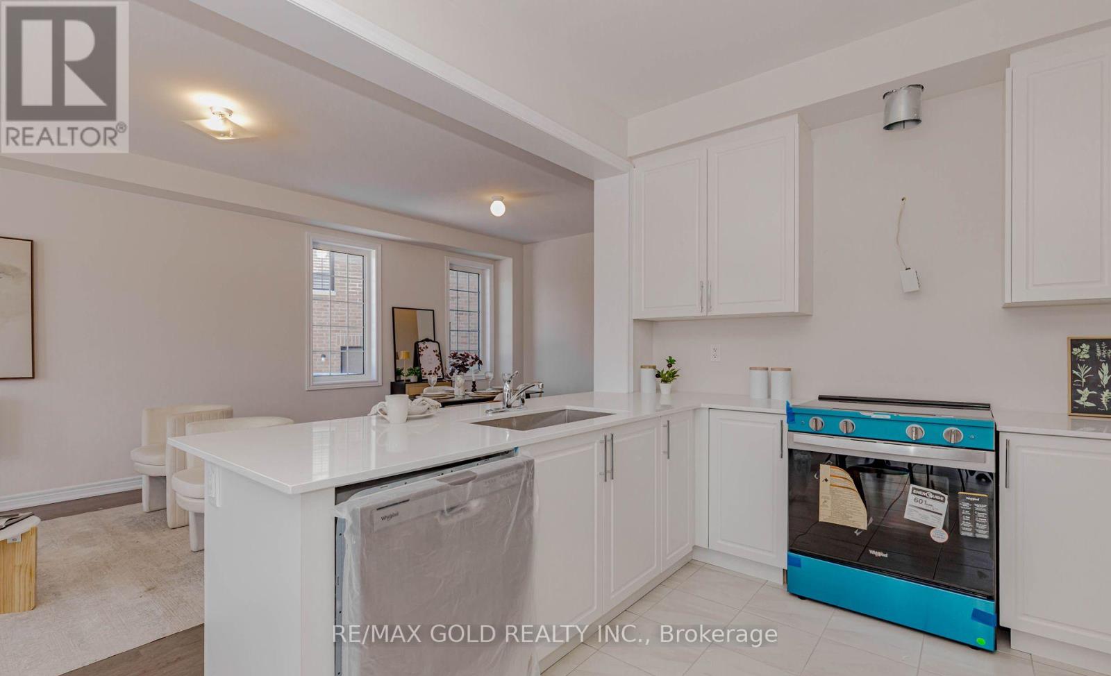 25 SAPWOOD CRESCENT - 17