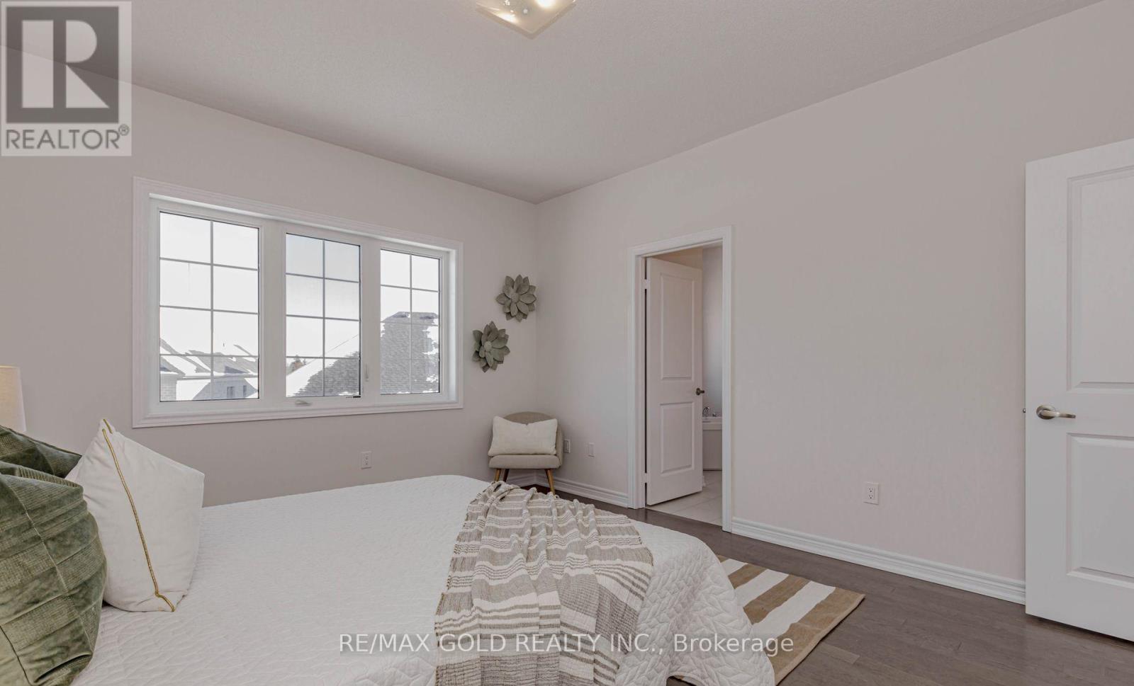 25 SAPWOOD CRESCENT - 28