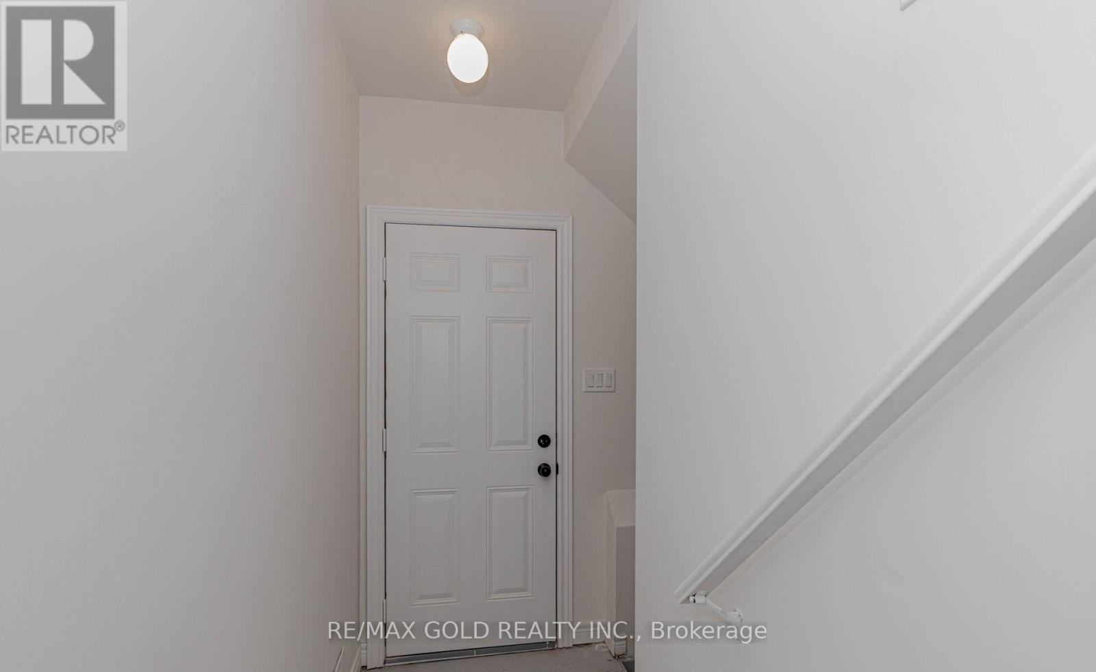 25 SAPWOOD CRESCENT - 36