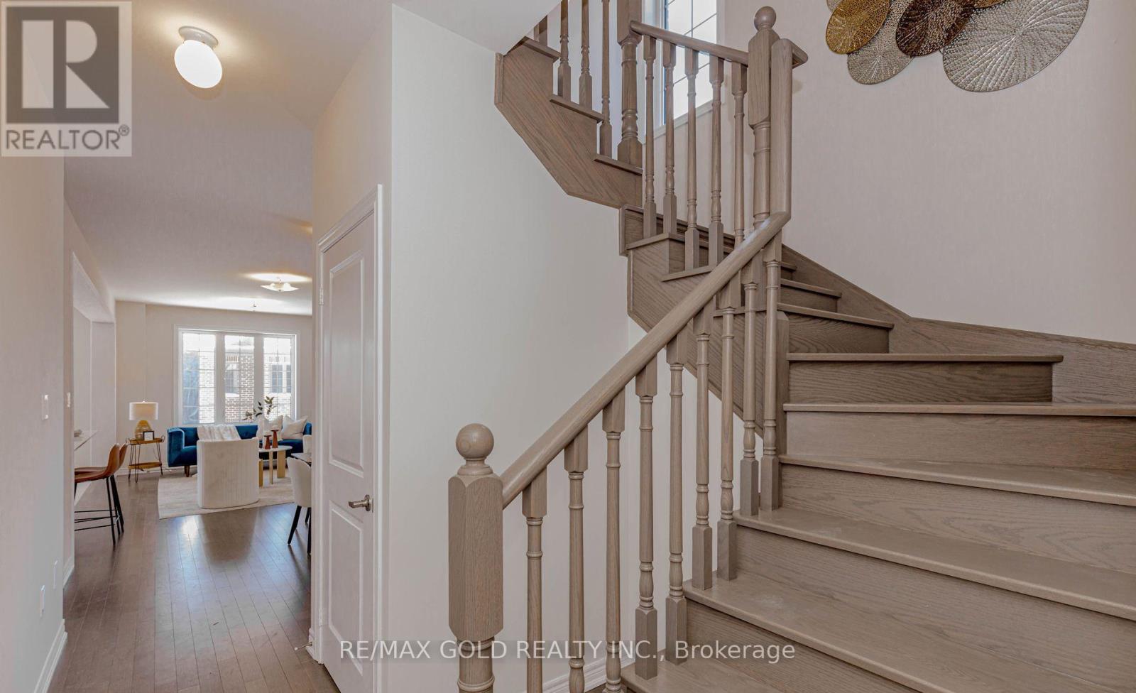 25 SAPWOOD CRESCENT - 4