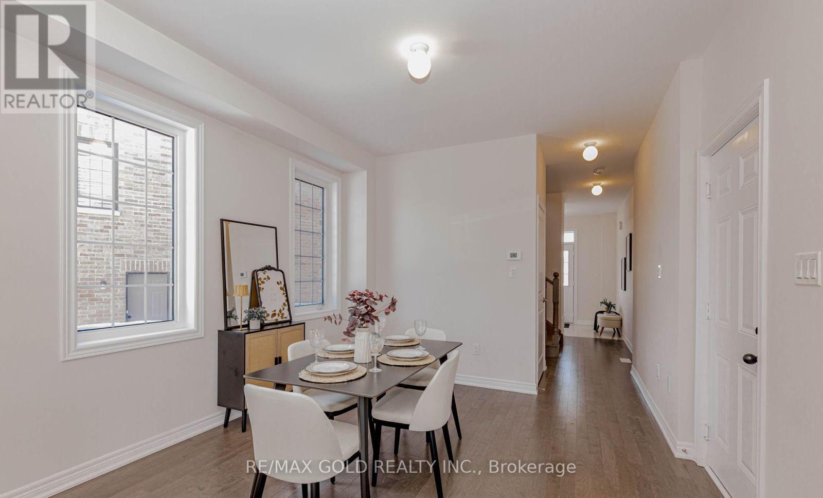 25 SAPWOOD CRESCENT - 6