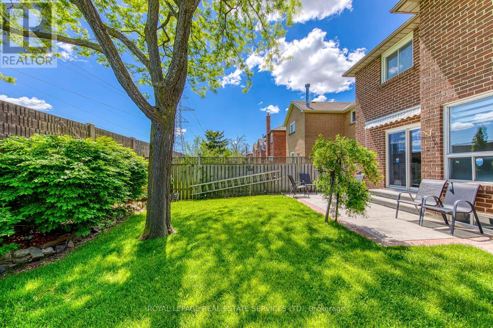 396 LAURENTIAN AVENUE - 46