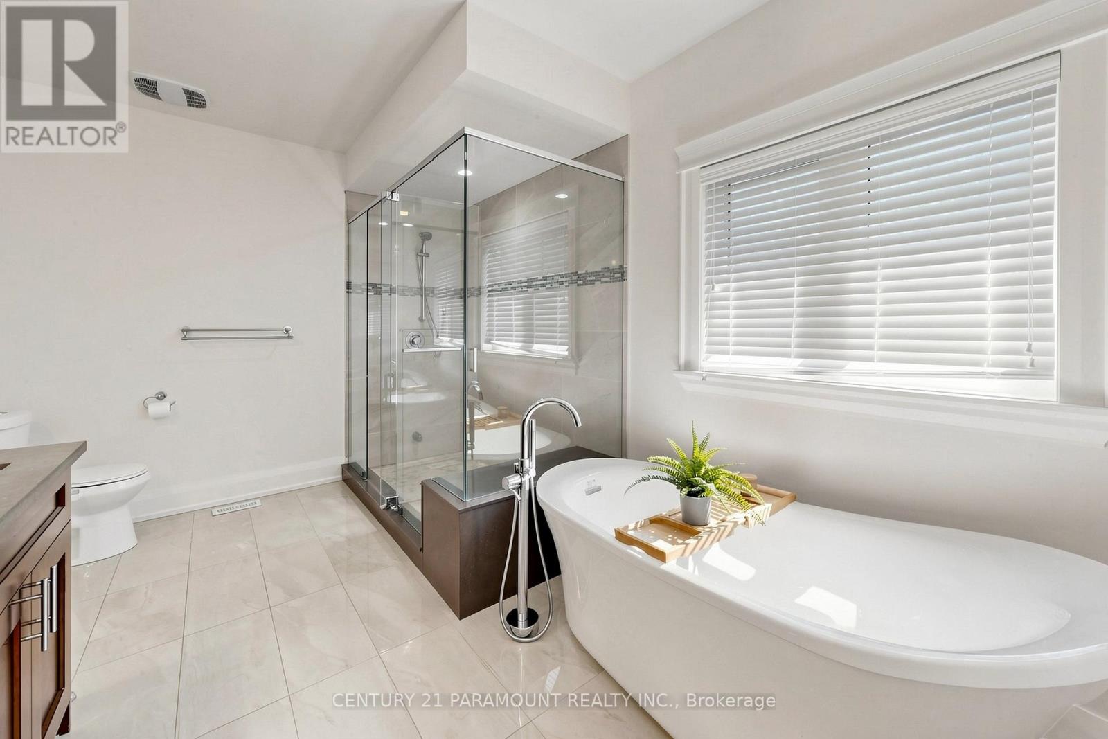 48 EDMUND STREET - 20