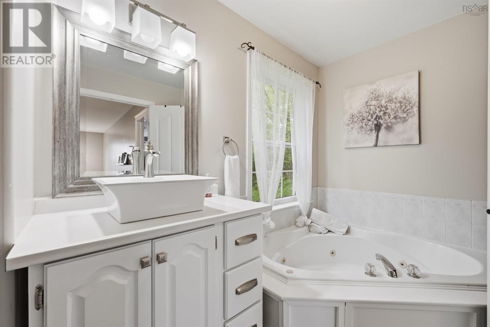 74 Forestview Way - 27
