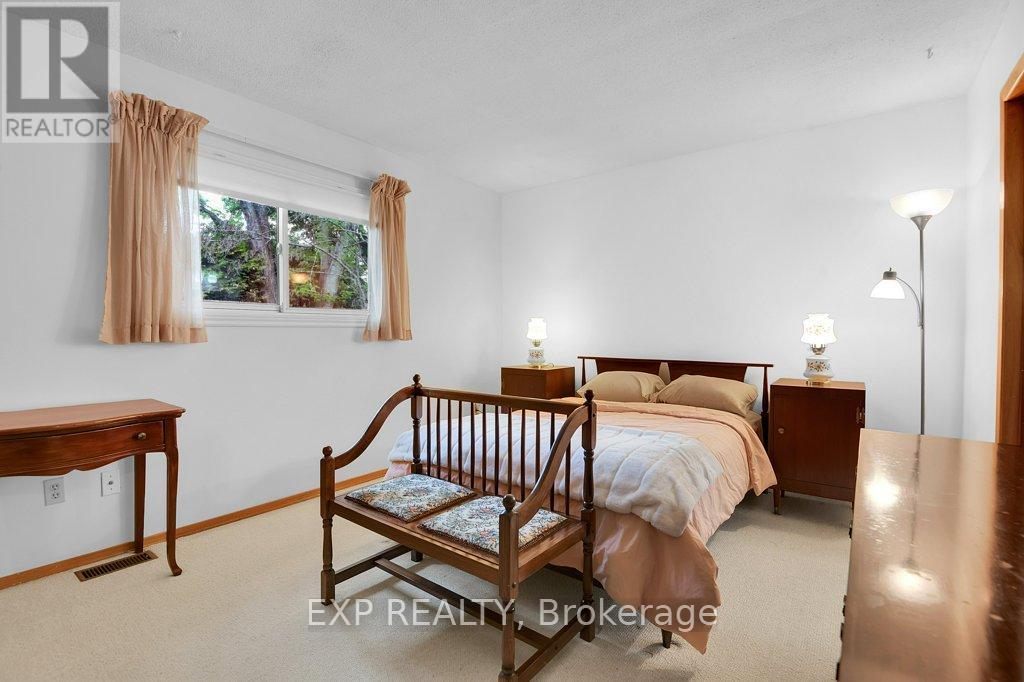 160 BELEY STREET - 17