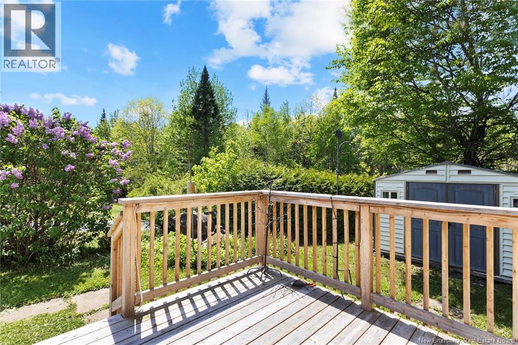 239 Smith Road - 32