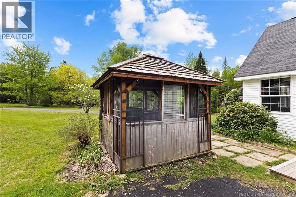 239 Smith Road - 34