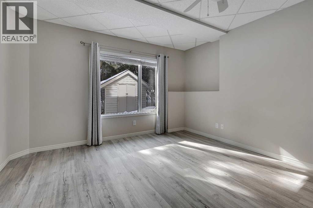 52 Sandstone Ridge Crescent — photo 28