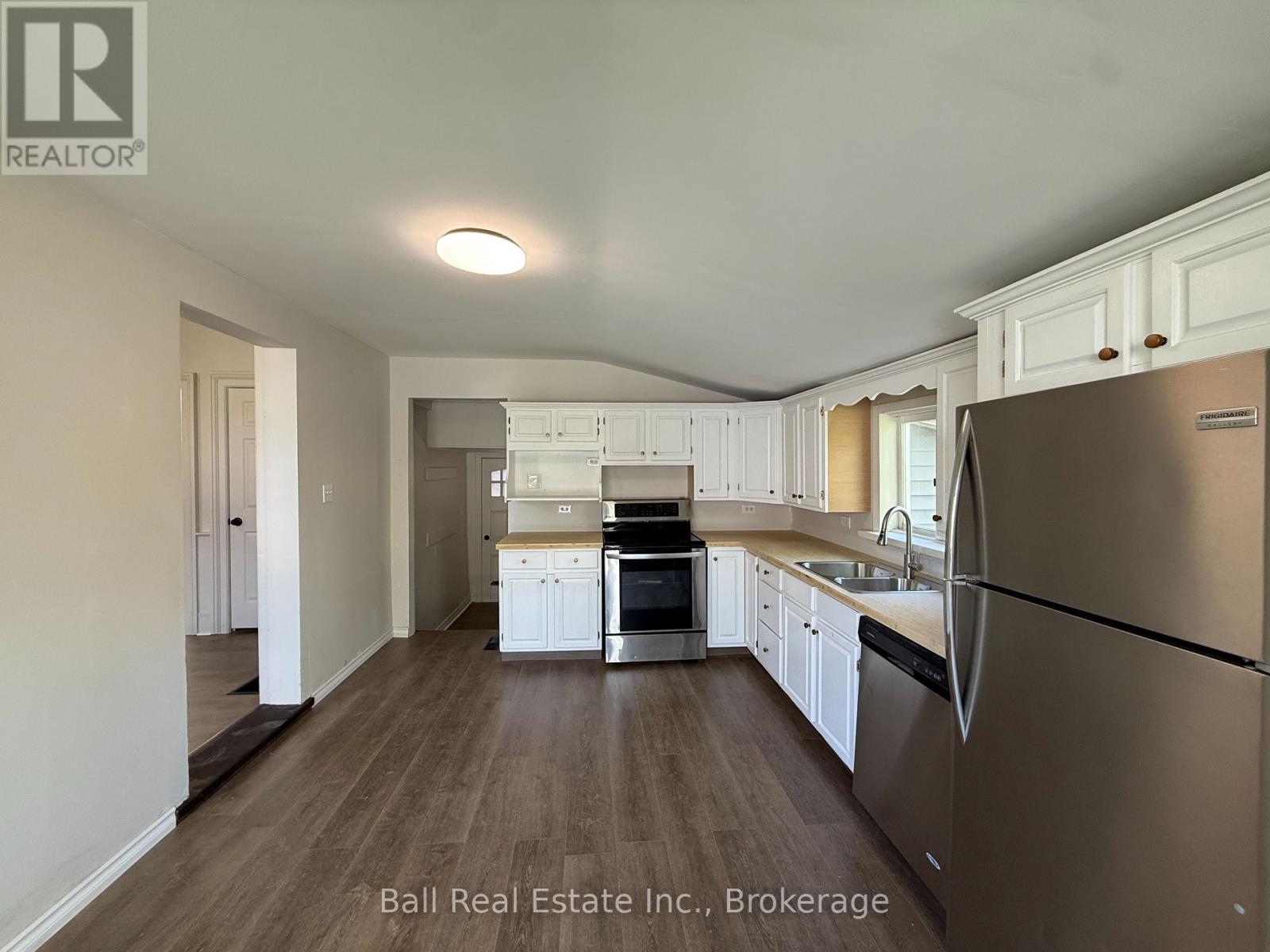 26 NASSAU STREET - 16