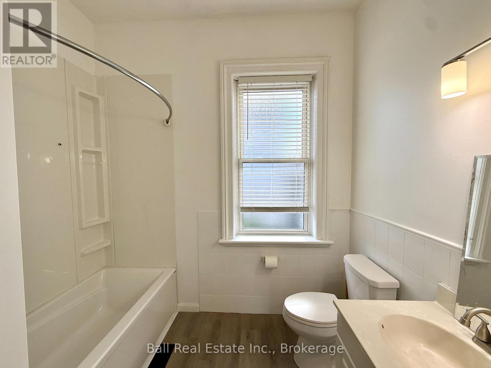 26 NASSAU STREET - 21
