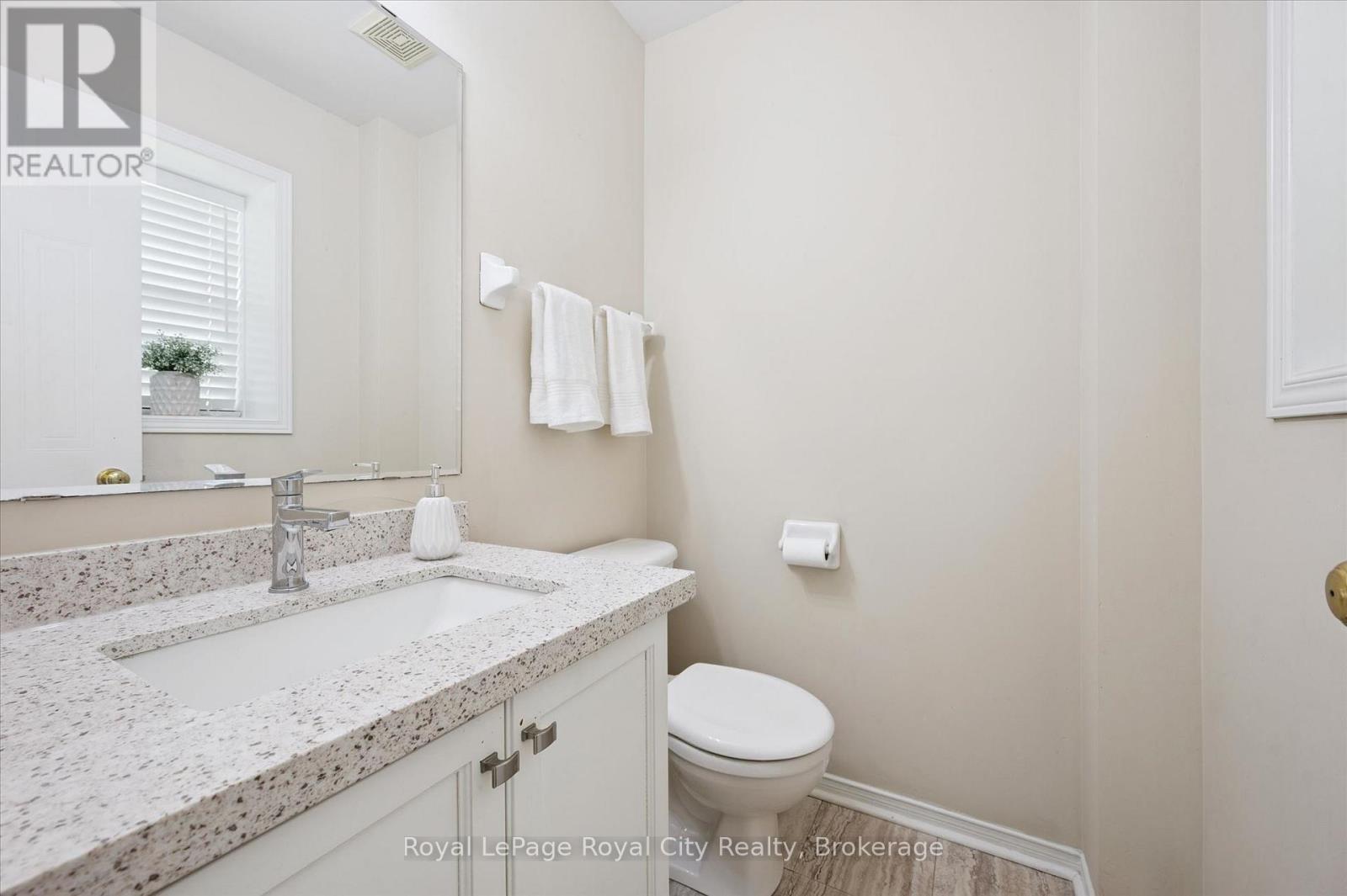 45 DARLING CRESCENT - 18