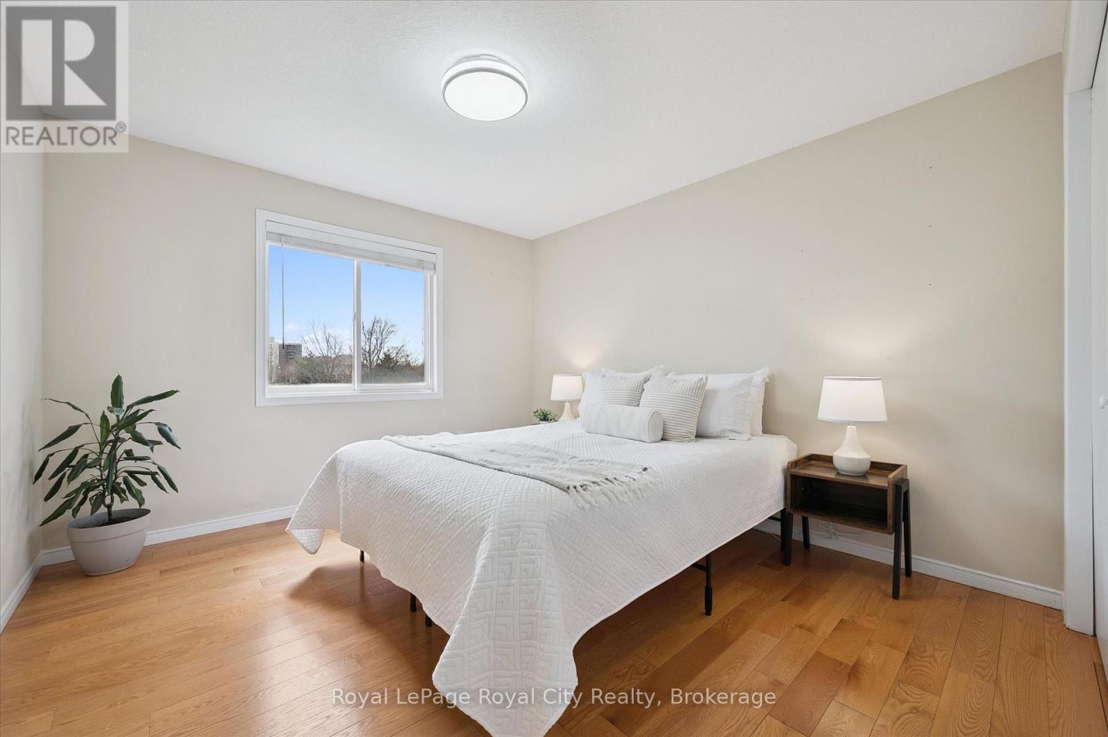 45 DARLING CRESCENT - 21