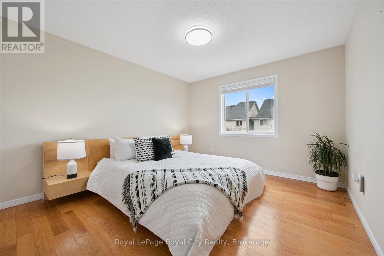 45 DARLING CRESCENT - 23