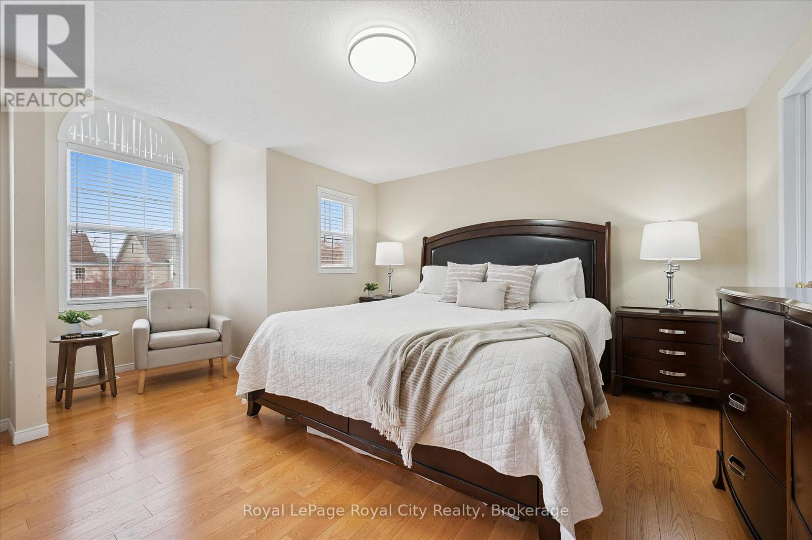 45 DARLING CRESCENT - 27