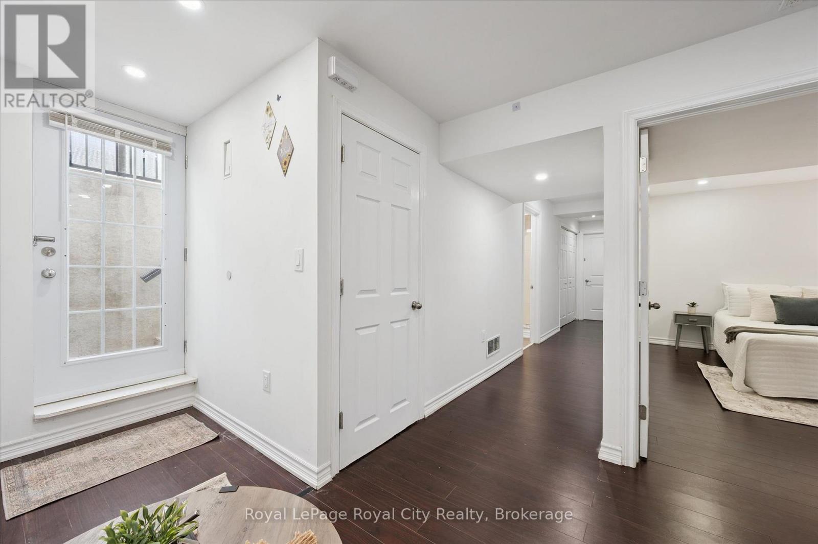 45 DARLING CRESCENT - 39