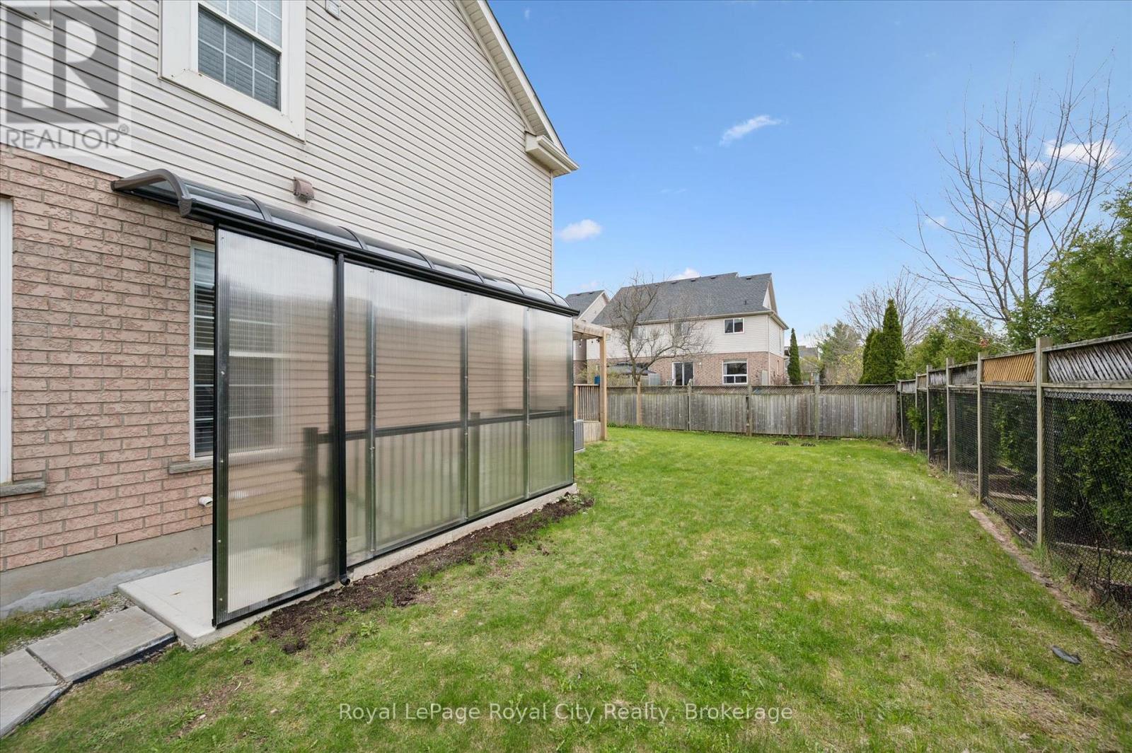 45 DARLING CRESCENT - 43