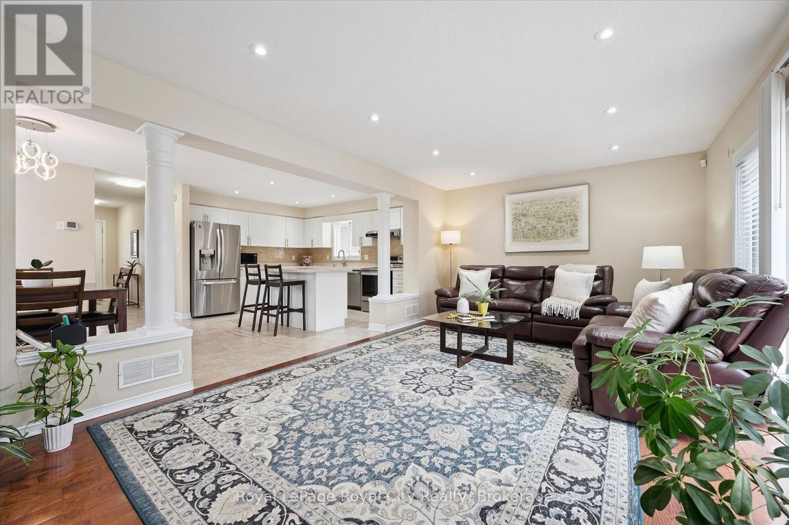 45 DARLING CRESCENT - 7