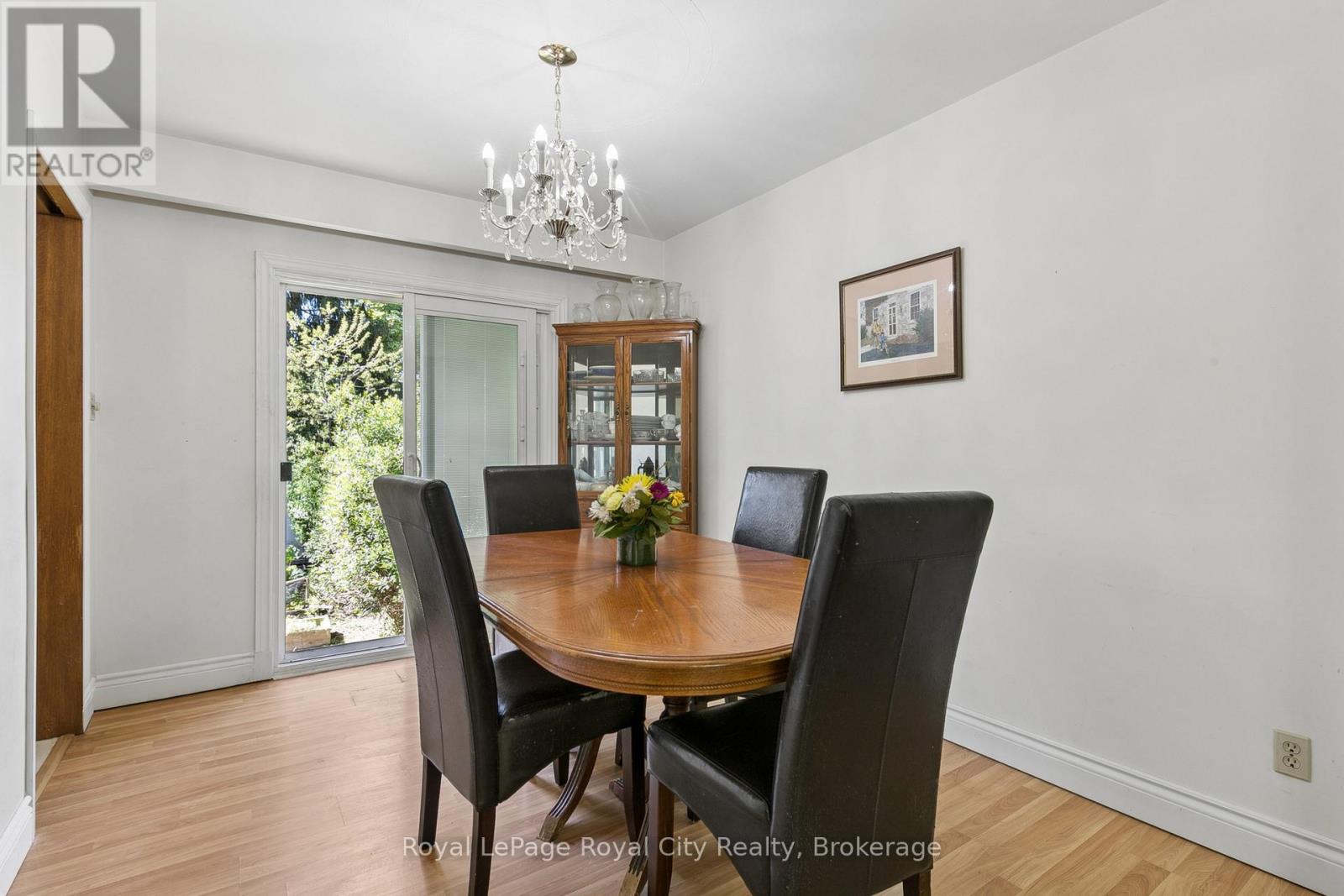 55 LONSDALE DRIVE - 9