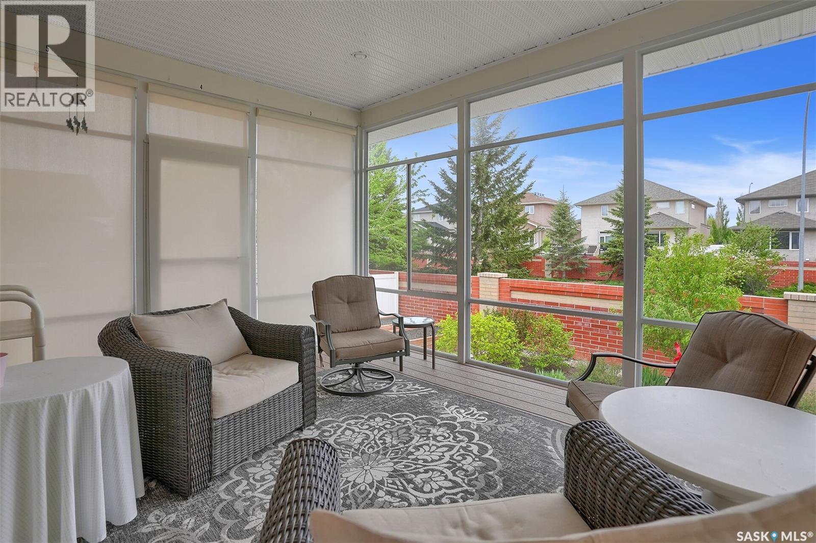 8747 Wascana Gardens PLACE - 22