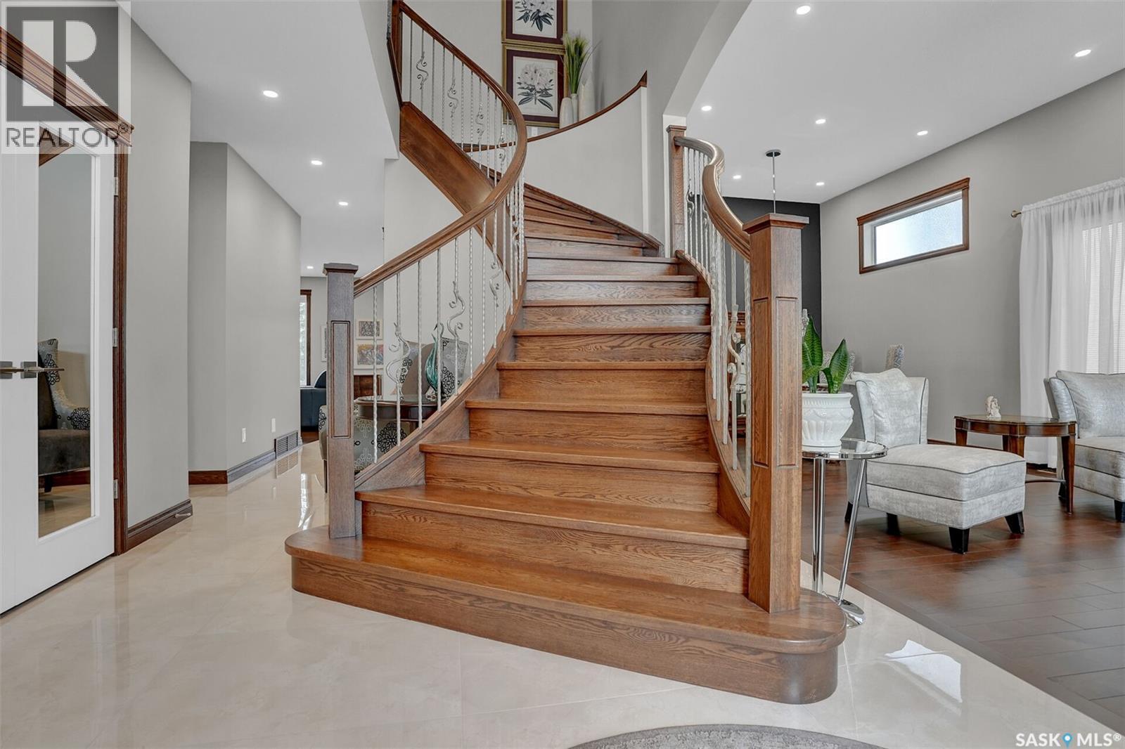 8747 Wascana Gardens PLACE - 5