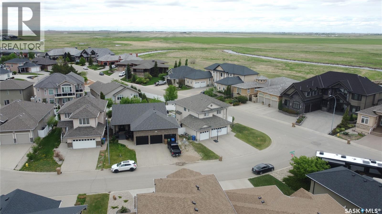 8747 Wascana Gardens PLACE - 51