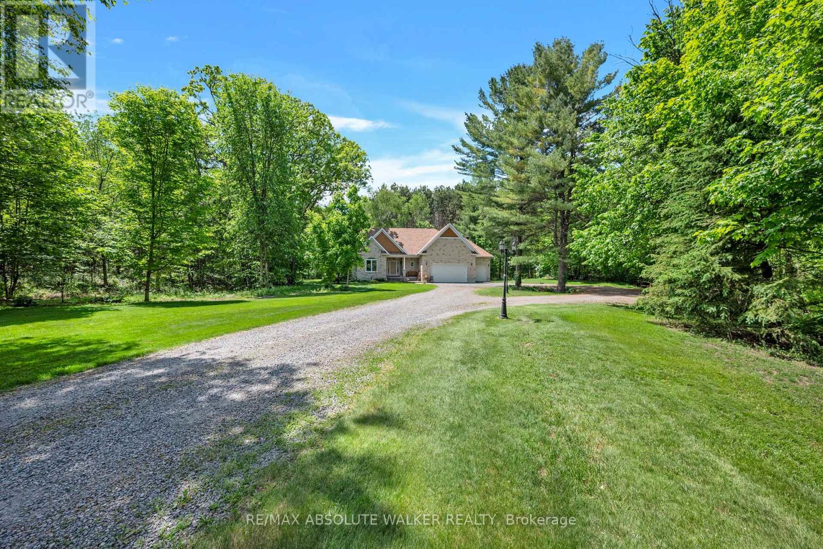 114 HARDWOOD DRIVE - 44