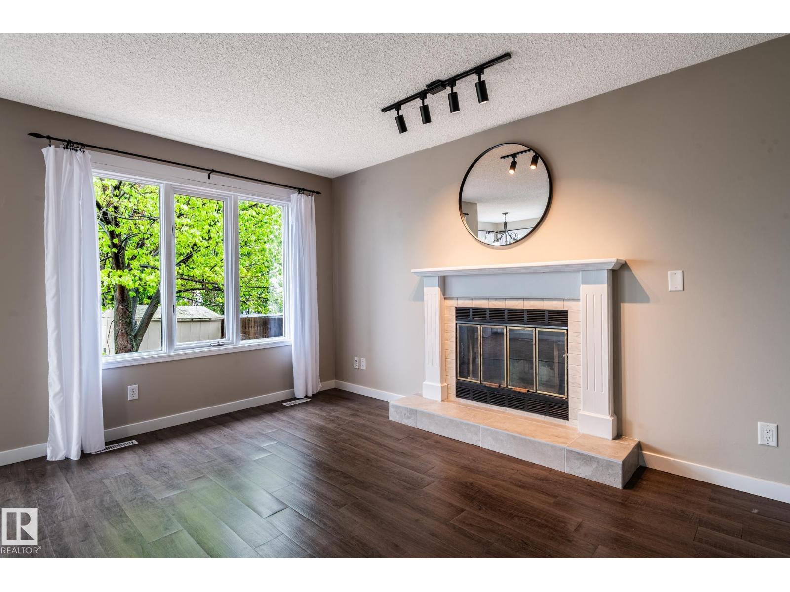 16811 91 ST NW - 25