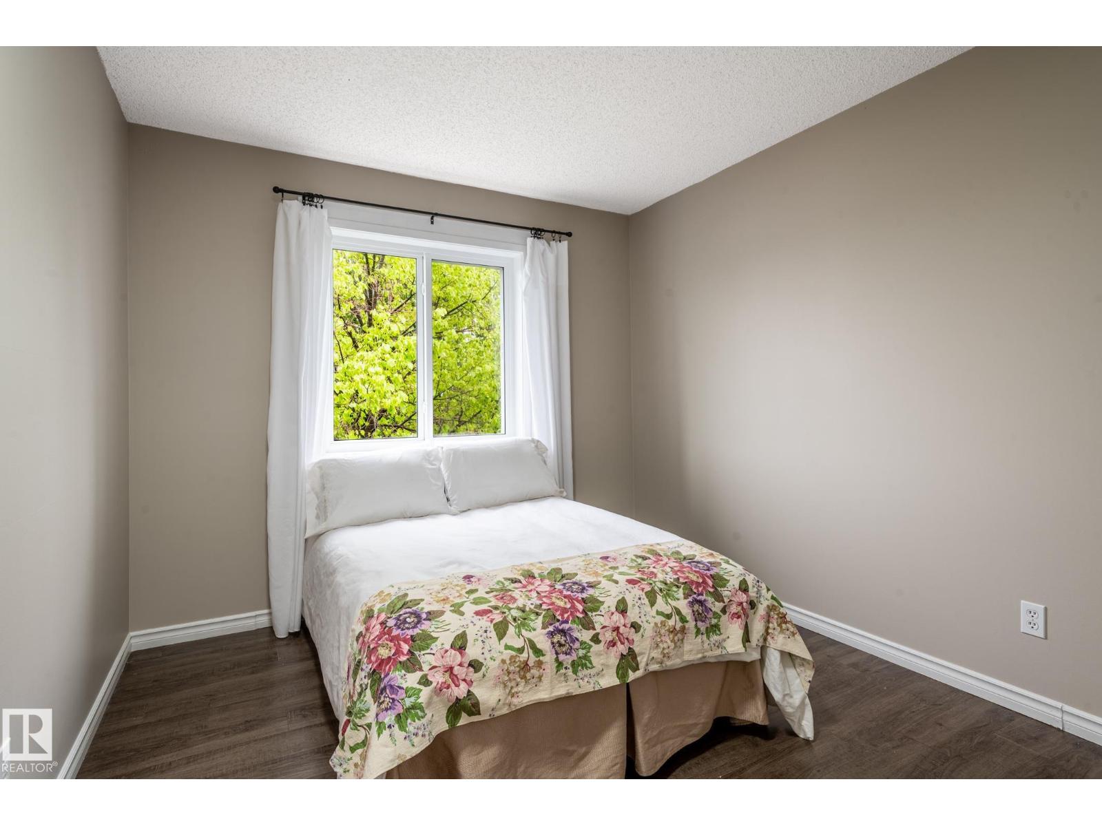 16811 91 ST NW - 40