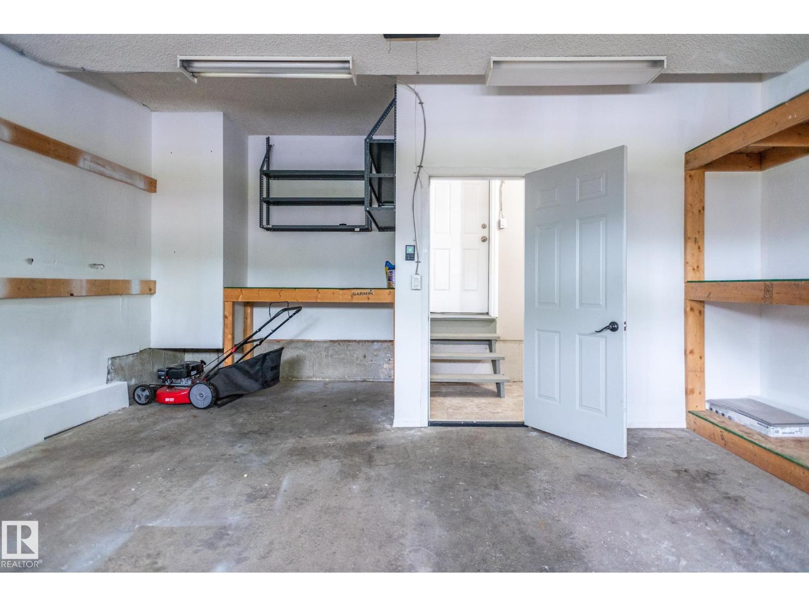 16811 91 ST NW - 71