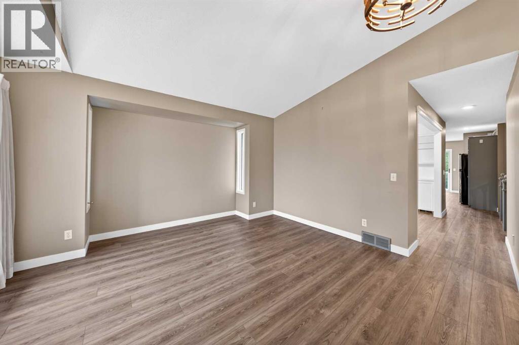 28 Shawfield Way SW - photo 4