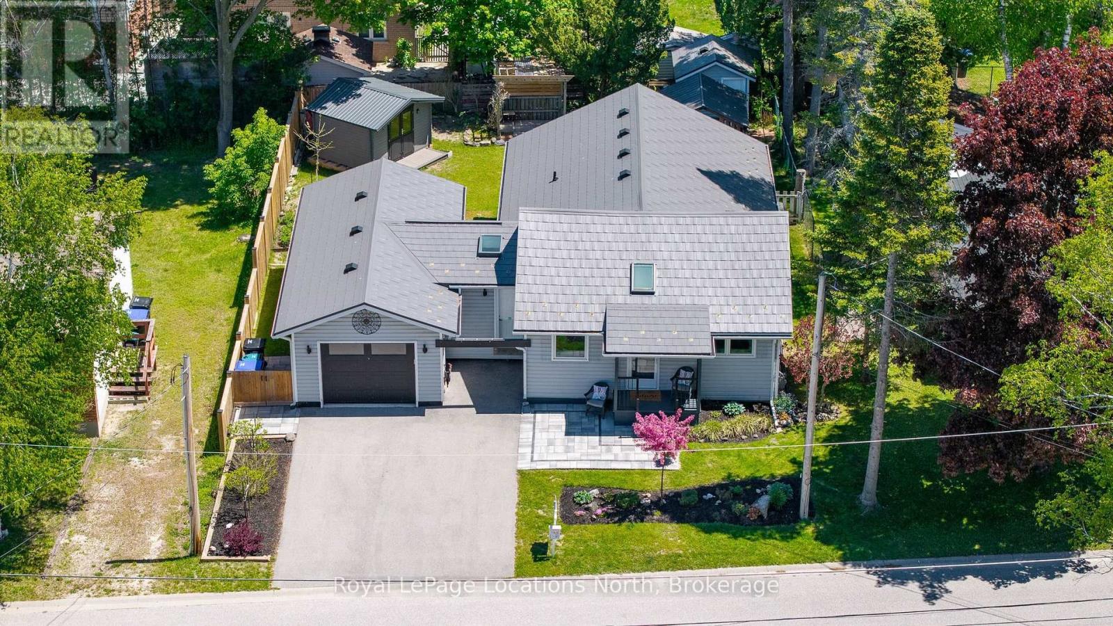 29 69TH STREET N - 37