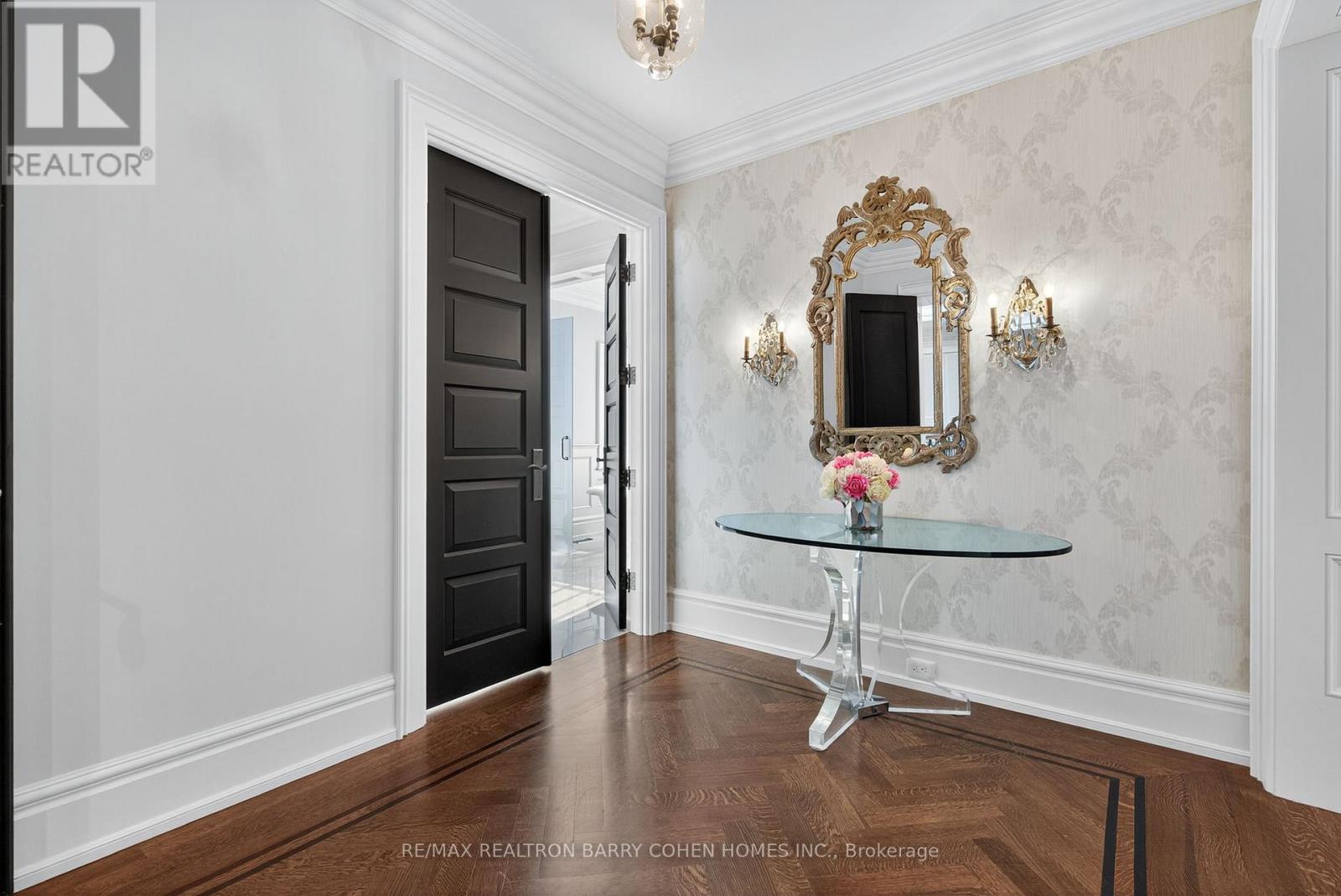 76 ARJAY CRESCENT - 17