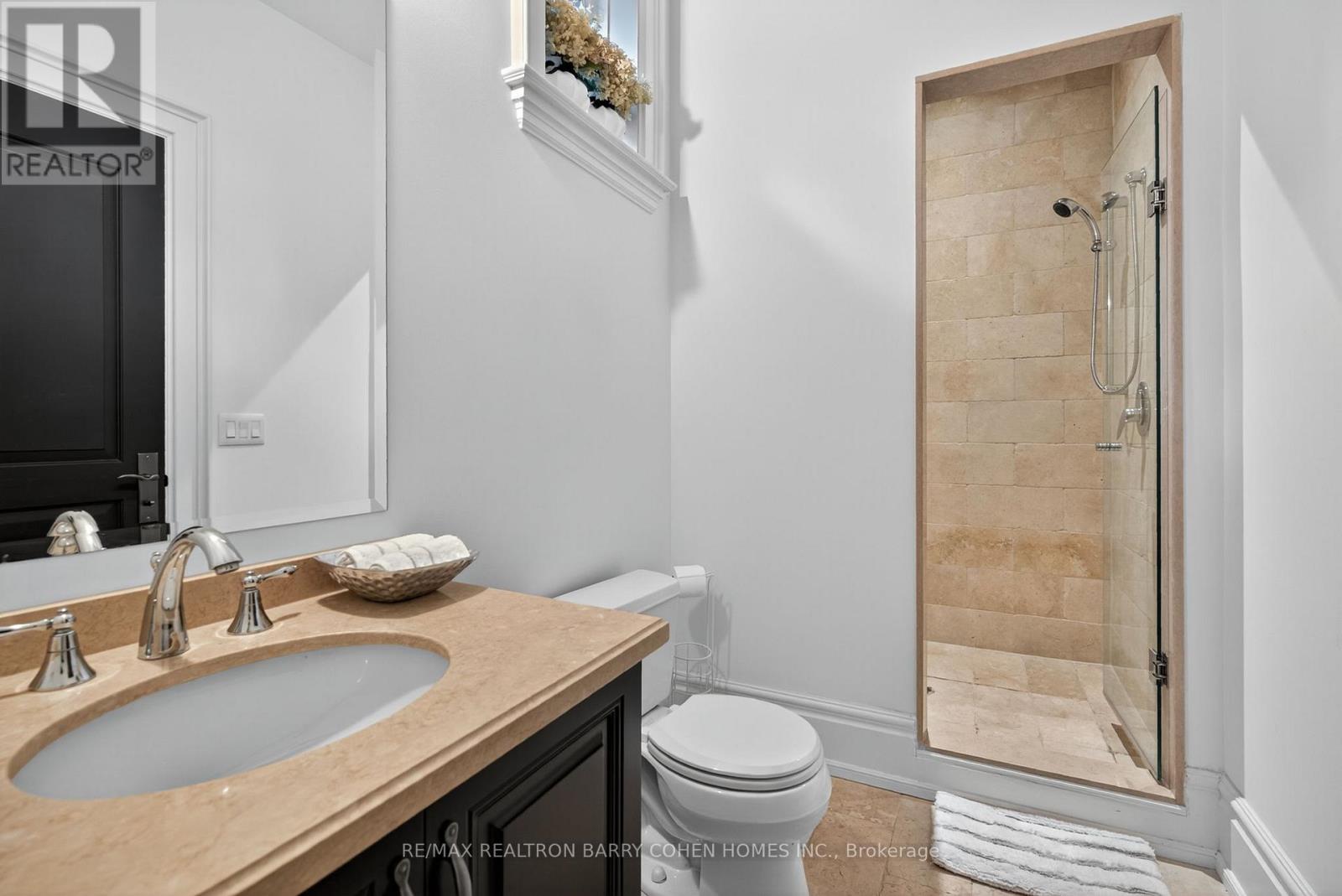 76 ARJAY CRESCENT - 38