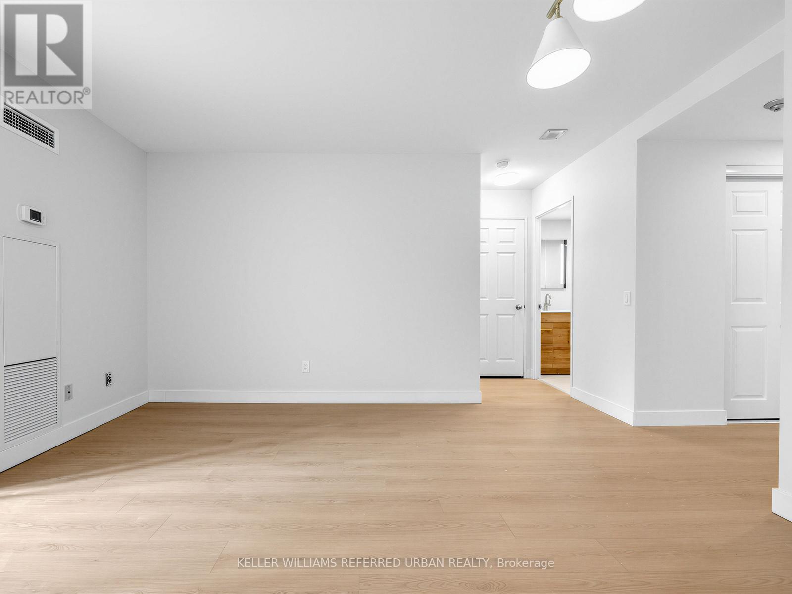 #217 7 BISHOP AVENUE - 21