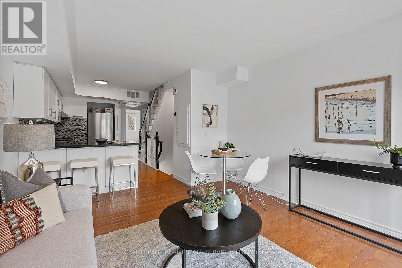#207 262 ST HELENS AVENUE - 12