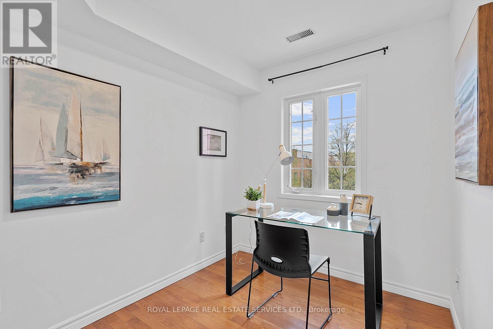 #207 262 ST HELENS AVENUE - 14
